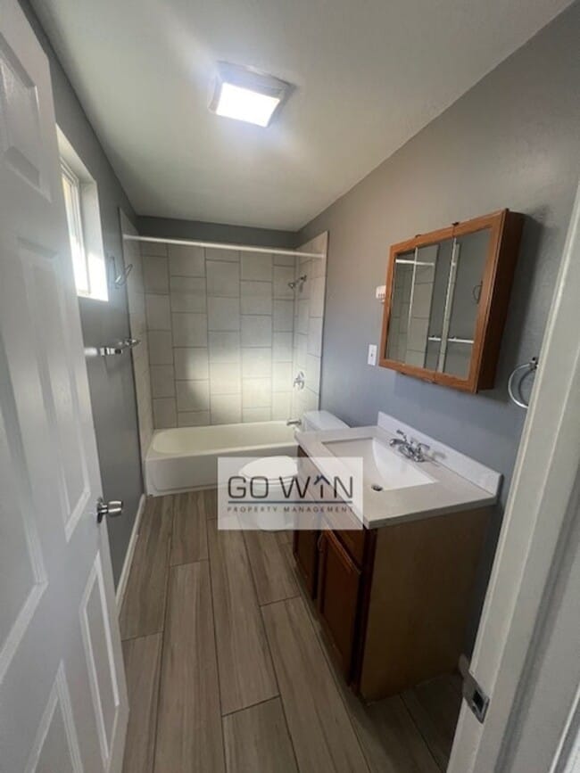 Photo - 1836 E Harvard St Unit C