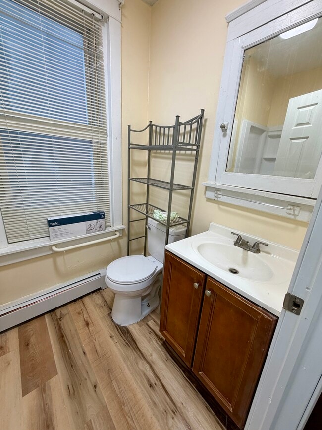 Photo - 147 W Buttonwood St Unit 2FL