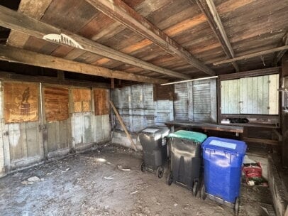 Photo - 933 Front Ave