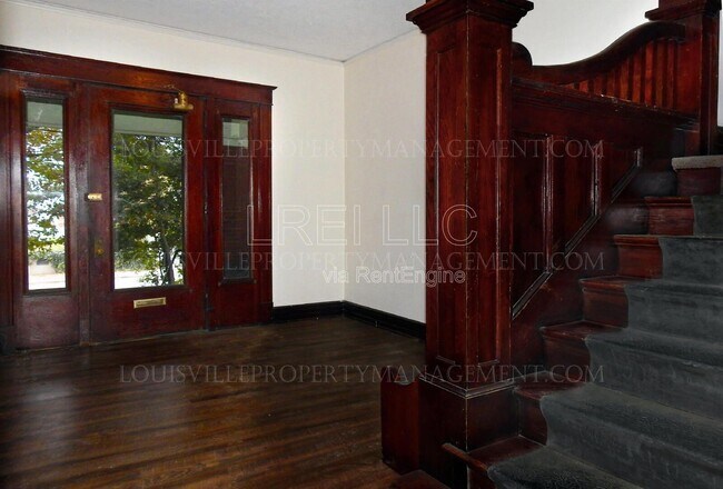 Photo - 1035 Baxter Ave Unit 3