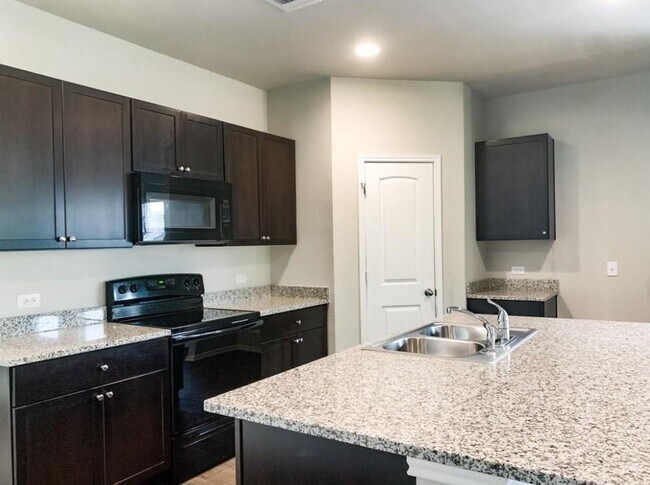 Photo - 12729 Brahmin Dr