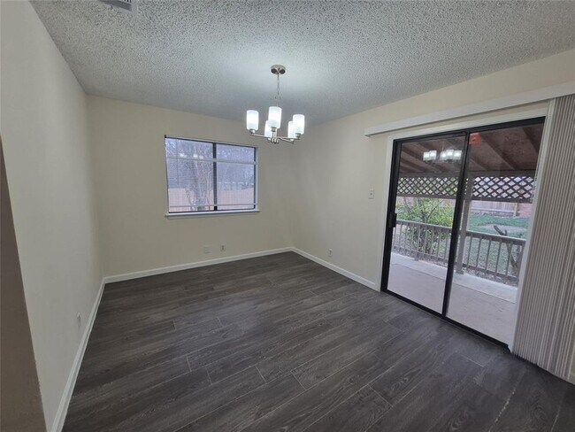 Photo - 1105 Ash Cove