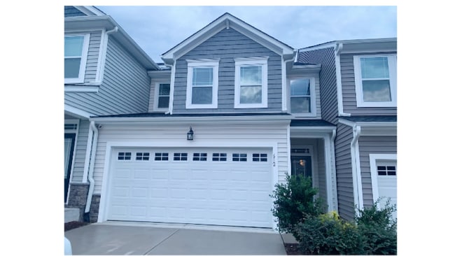 Building Photo - 612 Creekway Dr