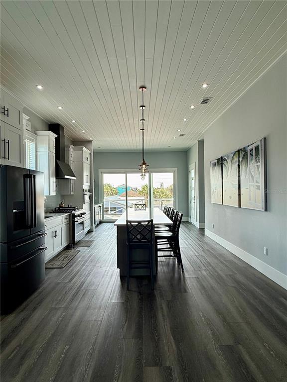 Photo - 304 N 7th St