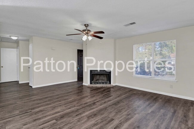 Photo - 1705 Springwoods Lake Dr Unit A