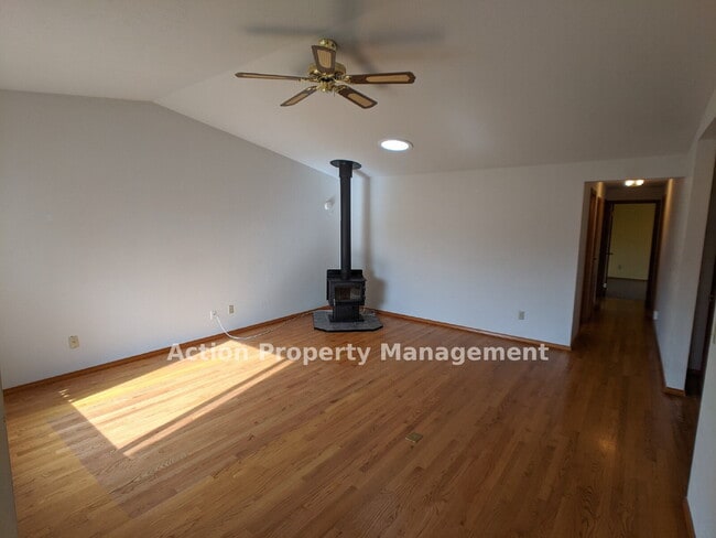 Photo - 2 bed + 1 office, 2 bathrooms, in Sequim