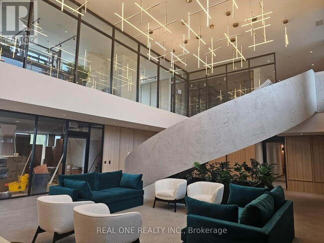 Photo - 3071 Trafalgar Rd Unit 804