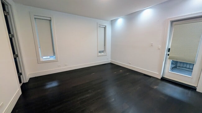 Photo - 1445 W Fry St