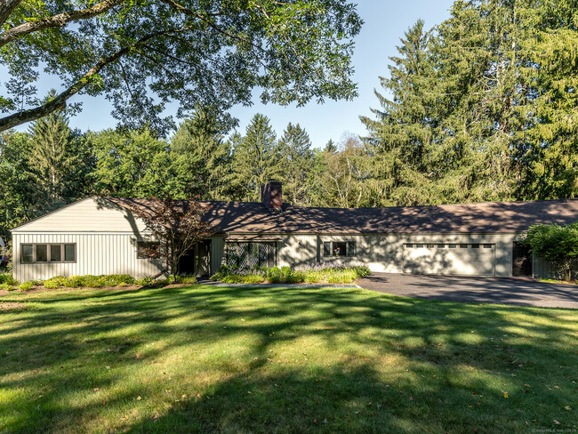 Photo - 283 Woodbury Rd House