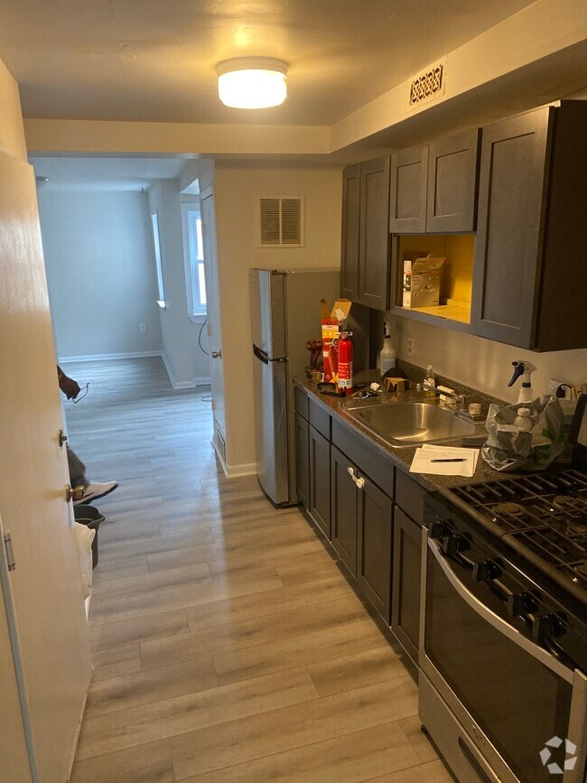 Rentals near Lancaster and 45th Page 2