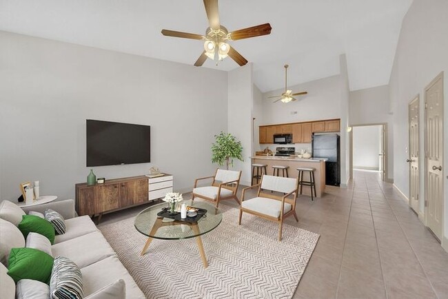 Building Photo - Suncrest Village 2BR/1 Bath One Level with Attached Garage