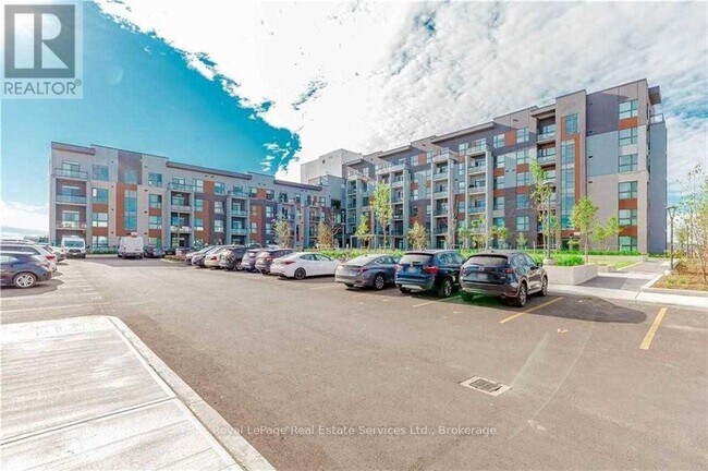 Photo - 95 Dundas St W Unité 420