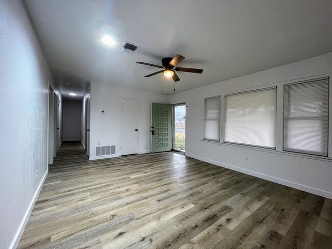 Photo - Snyder’s Sweet Spot: Modern Comfort Meets Country Charm