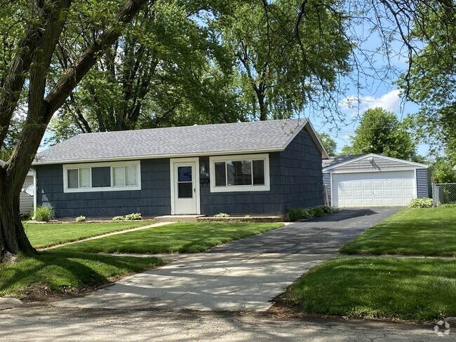Building Photo - 1718 Evans Ave Rental