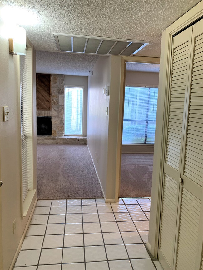 Photo - FIRST-FLOOR 2-BEDROOM AT WOODMONT TOWNHOMES