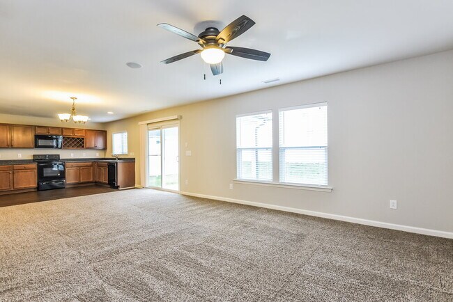 Photo - 84 Pamlico Dr