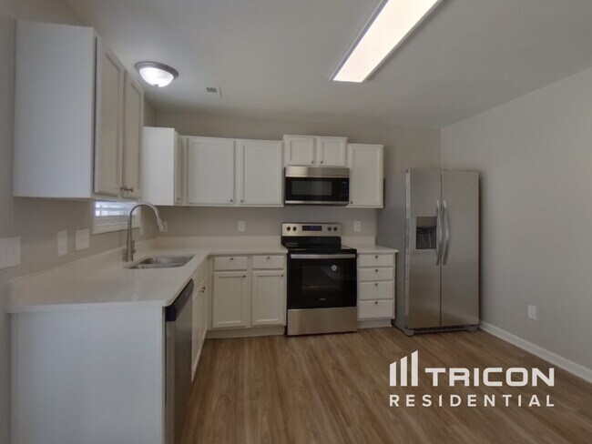 Photo - 7711 Brisbane Ct