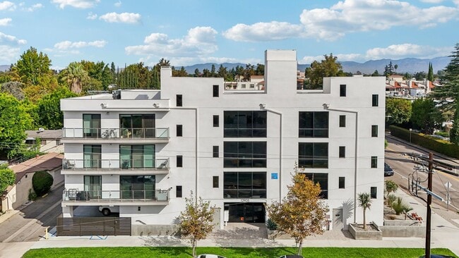 Photo - 12905 Landale Street