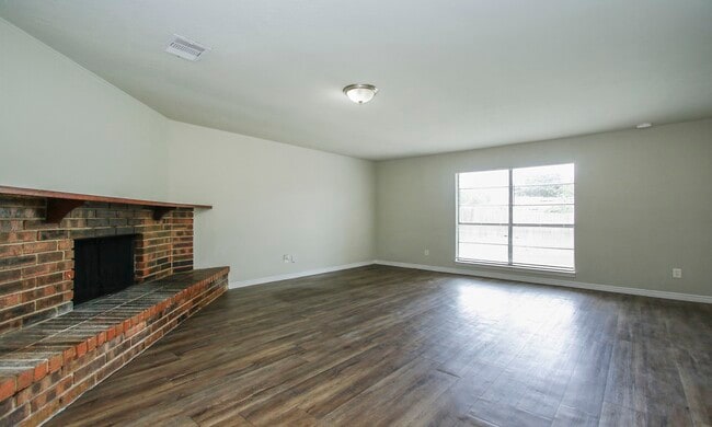Photo - 17626 Bullis Gap Dr