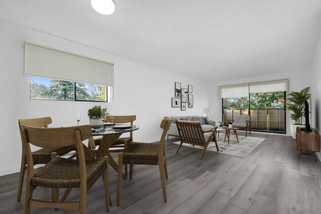 Photo - 1010 Mckenzie Av