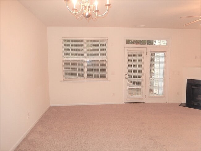 Photo - 8247 Martello Ln