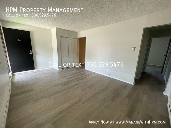 Photo - 1017 Howe Ave Unit 22