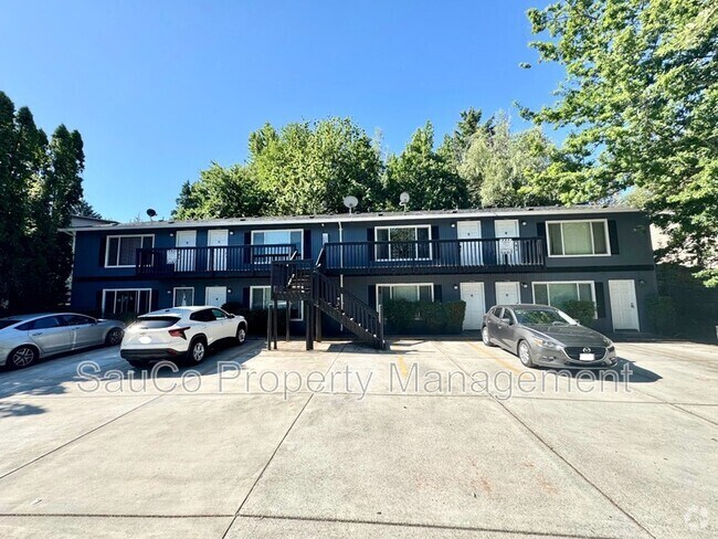 Building Photo - 5556 SW Beaverton Hillsdale Hwy Rental