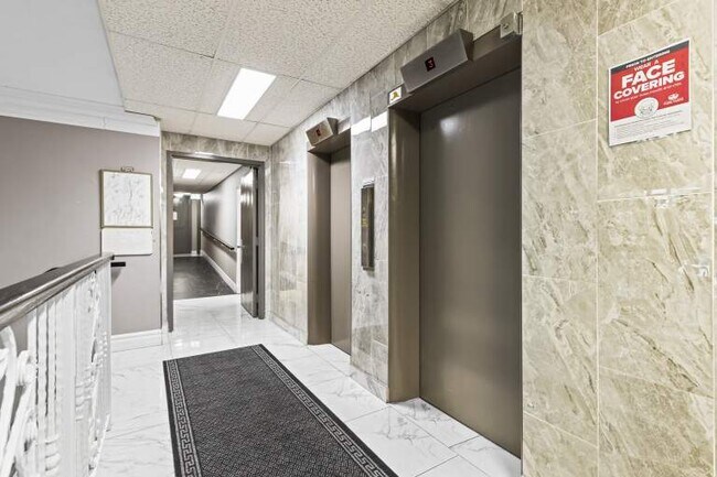 Photo - Hillview Towers