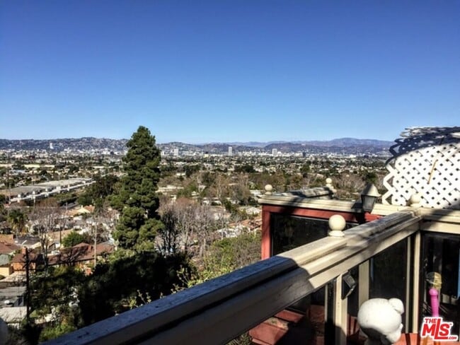 Photo - 5417 Weatherford Dr