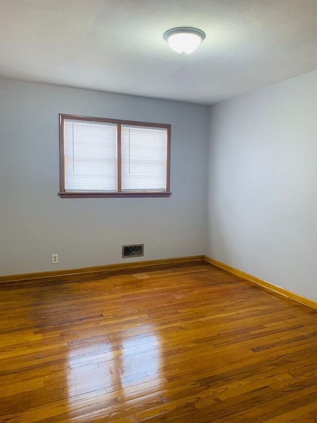 Photo - Updated 3-Bed Ranch with Hardwood Floors and Stainless Steel Kitchen