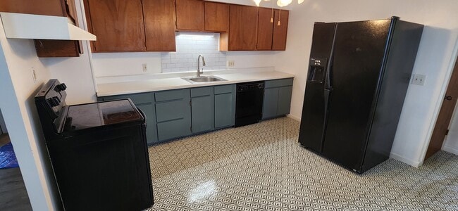 Photo - 370 Winola Ave Unit 370