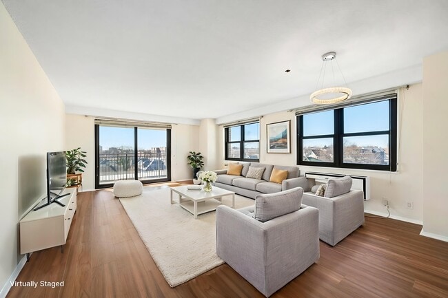 Building Photo - 7855 JFK Blvd E Unit 6L