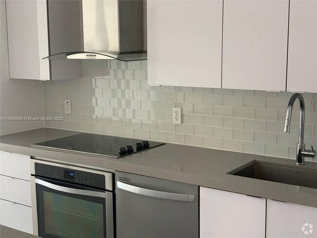 Building Photo - 1600 NE 1st Ave Unit 1114 Rental