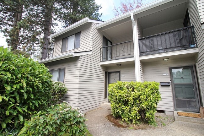 Photo - 2747-2757 SW Troy St Unit 2749