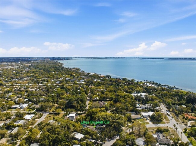 Photo - Pet-Friendly, 3bd/3bth with Bonus Outbuilding in North Sarasota