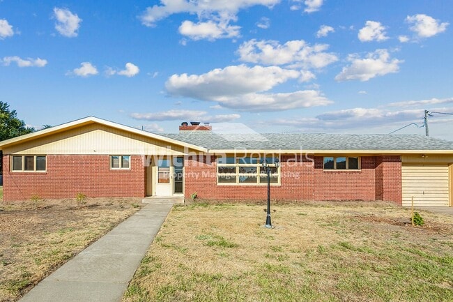 Building Photo - 4339 S Meridian Ave