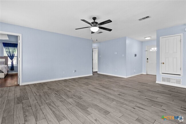 Building Photo - 2803 Diaz Dr Rental