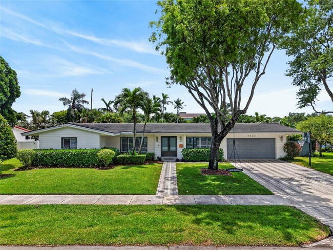 Building Photo - 8820 SW 85th Terrace