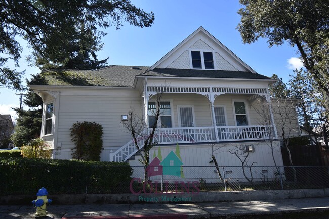 Photo - 124 Winchester St