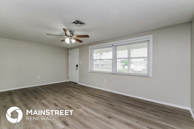 Photo - 5528 Daisy Dr