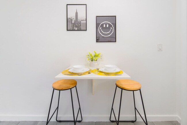 Photo - 515 NE 82nd St Unidad FL1-ID1022258P