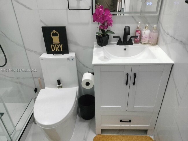 Photo - 1130 NE 201st Terrace Unit B