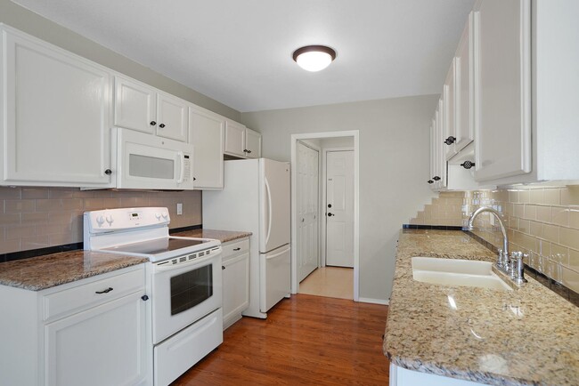 Photo - 2310 Elite Terrace