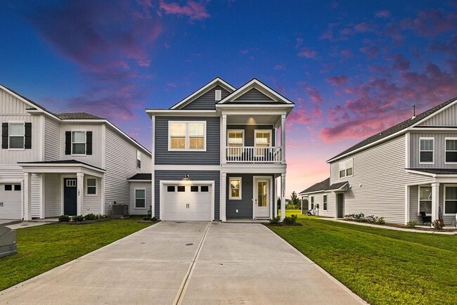 104 Hawthorne Landing Dr