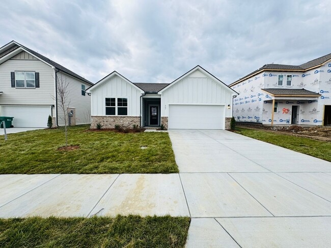 Photo - FOR LEASE - 1 YEAR OLD BUILD, 4 bed, 3 bath, 2012 sqft in Lebanon