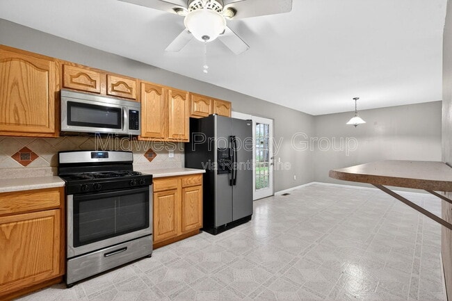 Photo - 1165 Lees Ln