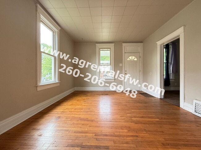Photo - 1724 Hillside Ave