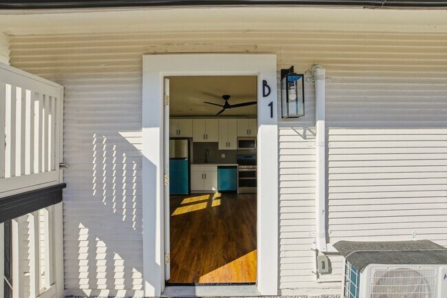 312 Brookes Ave Unit B1