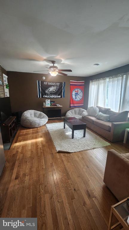 Building Photo - 211 University Blvd