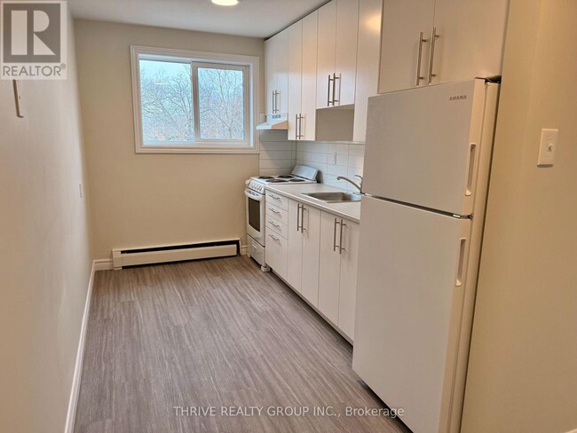 Photo - 1500 Mclarenwood Terrace Unit 17